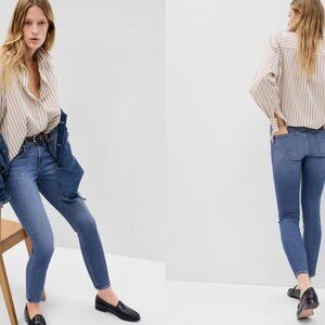 GAP mid rise True Skinny Jeans 8/29 R